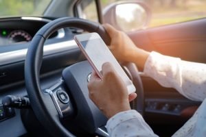 téléphone au volant, danger, contravention 135 €, suspension du permis de conduire 6 mois